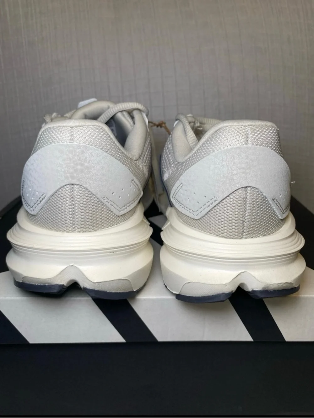 Adidas Astrastar - Picture 3 of 4